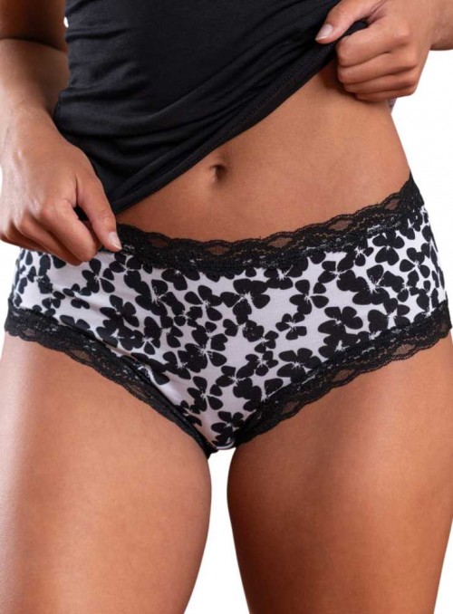 Bamboo hipster panties with lace